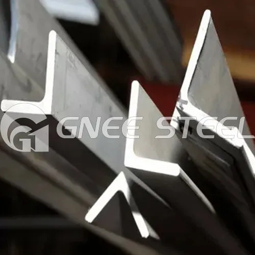 Unghi de oțel SS540